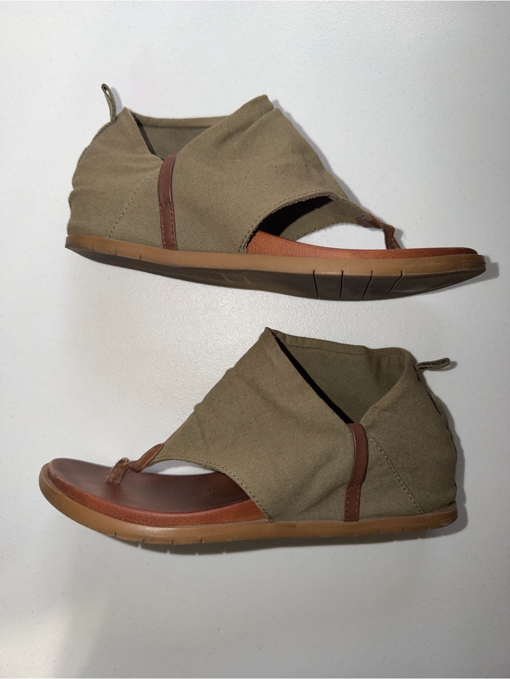 Women’s MIA Olive Canvas Ankle-Wrap Thong Sandals | Size 8